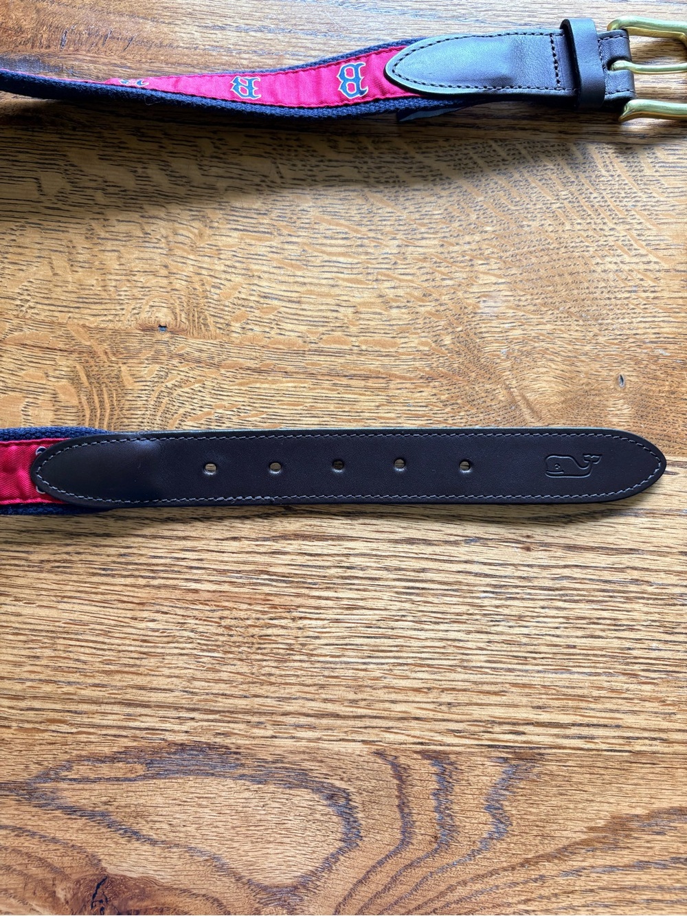 Vineyard Vines Boston Red Sox Red and Navy Belt with Brass Buckle- mens 30 waist - Picture 11 of 13